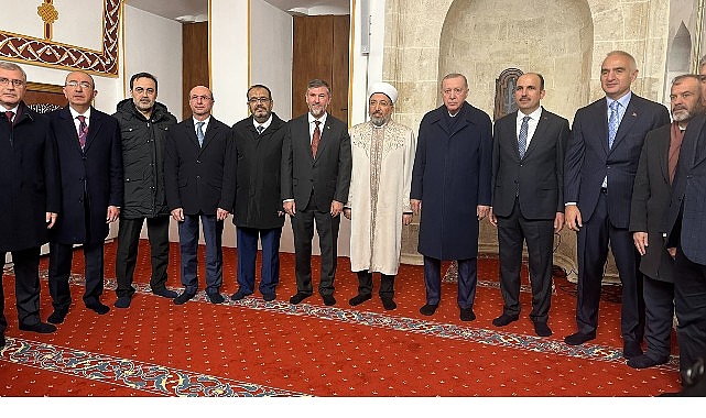 Başkan Altay: “Deprem Sonrası Devlet-Millet İş Birliğiyle Ortaya Konan İrade Birlik Olduğumuzda Neleri Başarabileceğimizi Göstermiştir” görseli
