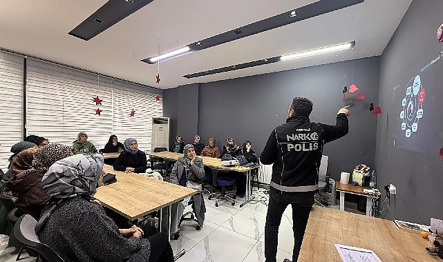 Anne Şehir'de 'En İyi Narkotik Polisi Anne' eğitimi görseli