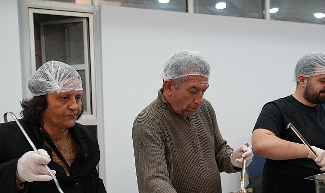 Seferihisar’da Ramazan dayanışması ilk iftarla başladı görseli