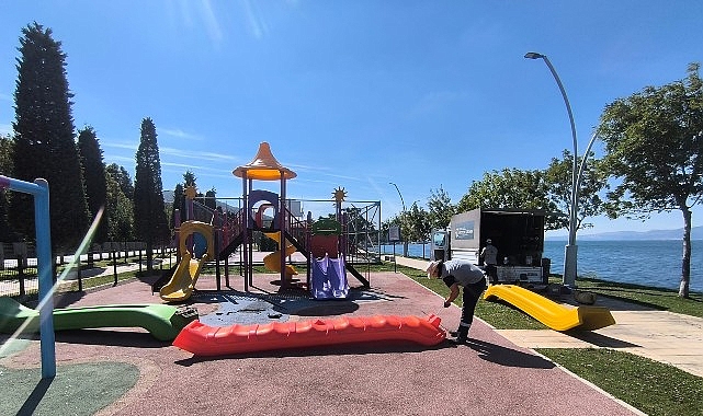Büyükşehir'den çocuklara güvenli oyun alanları görseli