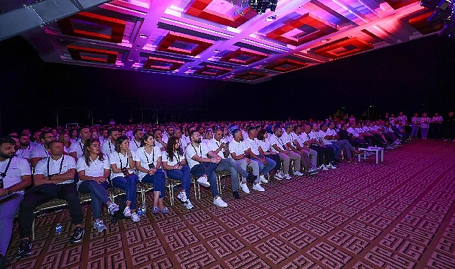 Pusula Holding Antalya’da Gerçekleştirilen Lansman Toplantısıyla Tanıtıldı görseli