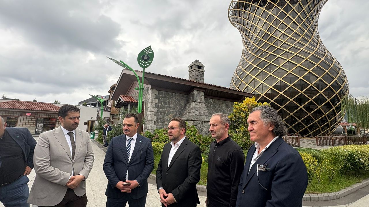 TİMBİR Heyeti Rize Çay Çarşısı’nda görseli