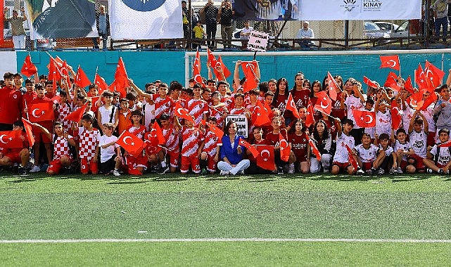 Karabağlar ’da Amatör Spor Kulüplerine Büyük Destek görseli