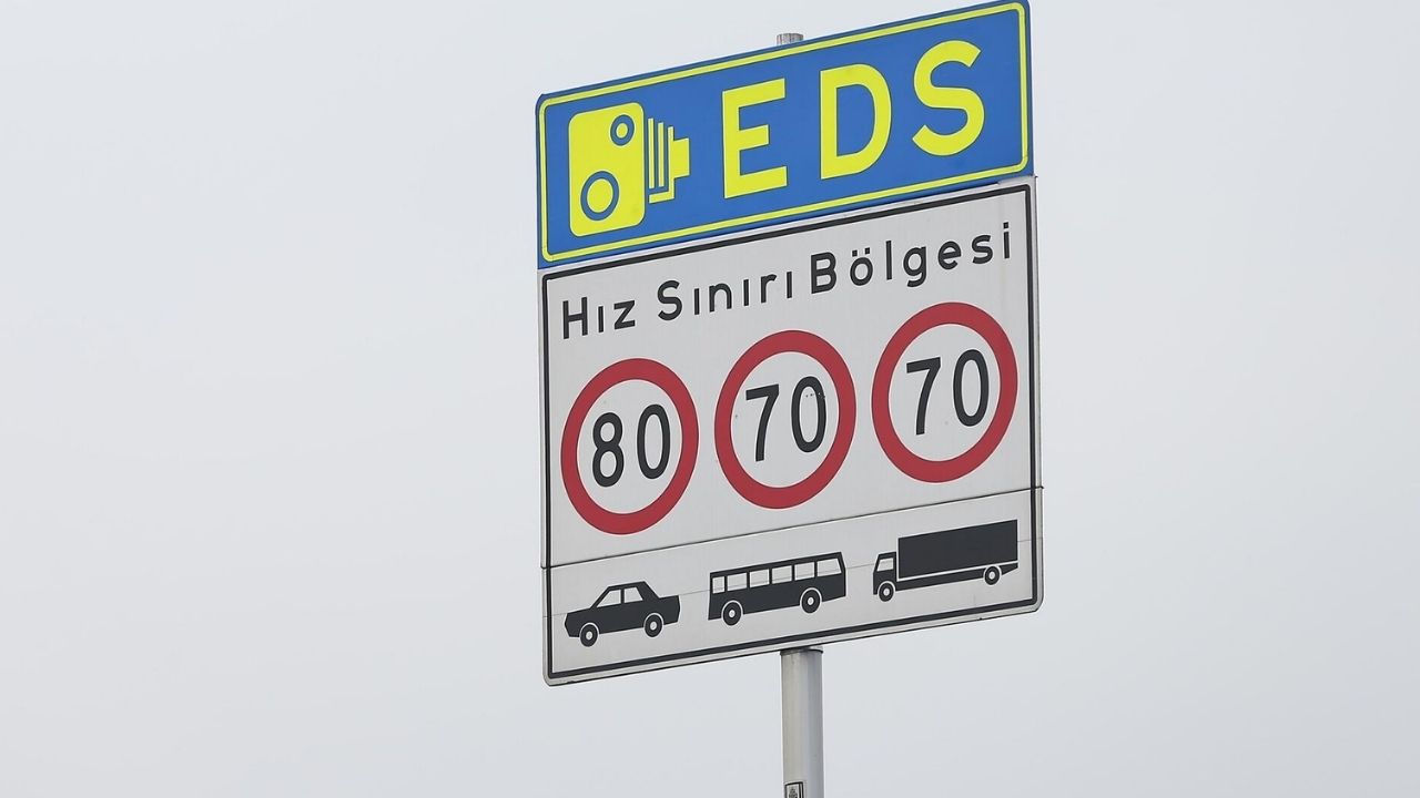 Kara yollarında 58 bin hız tabelası söküldü görseli