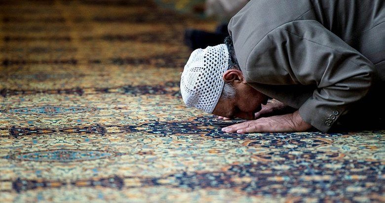 Bayram Namazı Kaç Rekât ve Nasıl Kılınır? İşte Detaylar! görseli