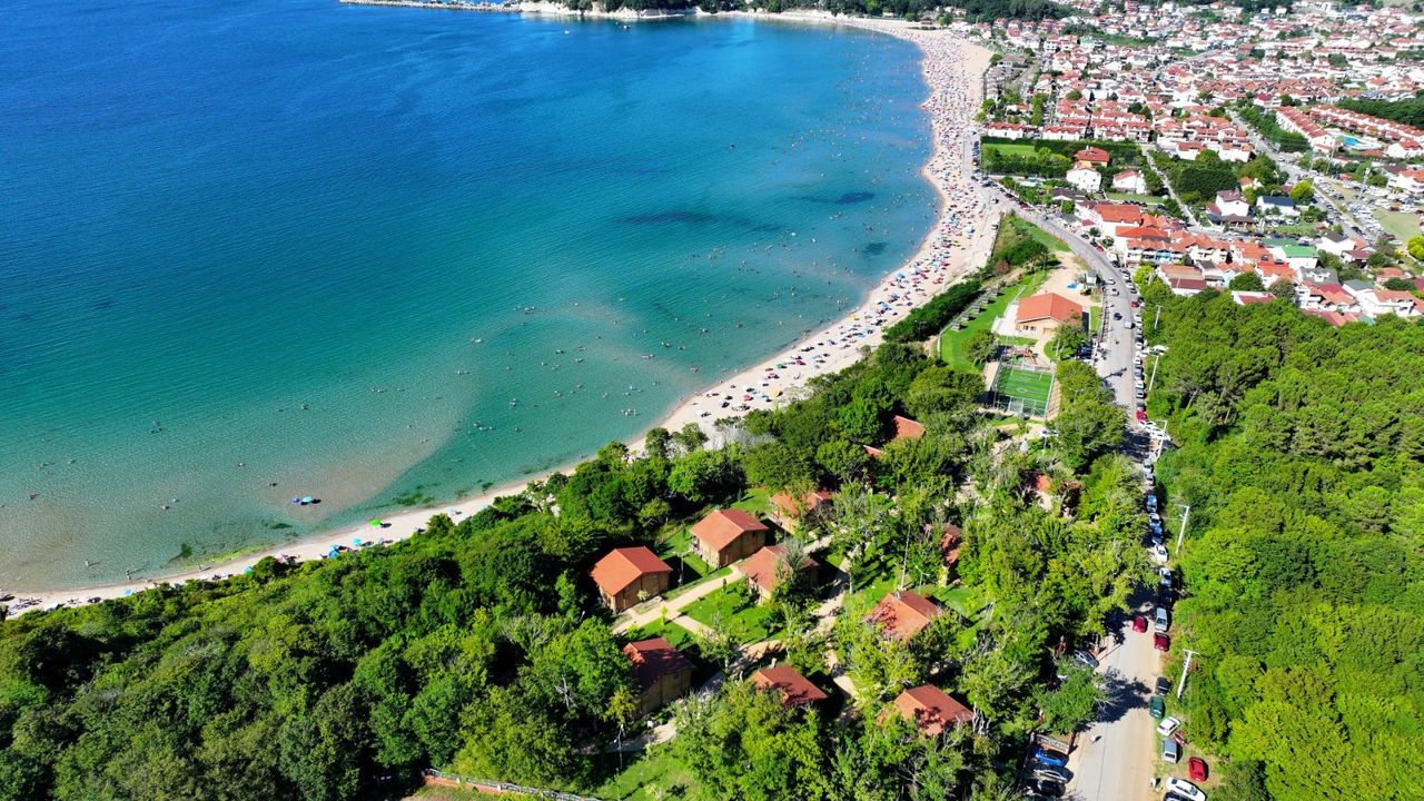 Kocaeli Belediyesi'nden başarılı öğrencilere tatil ödülü görseli
