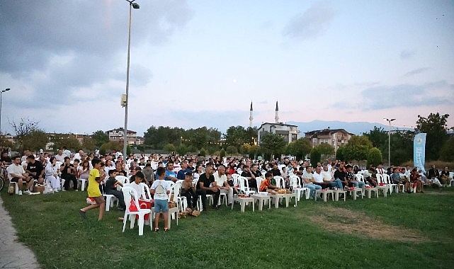 Milli Heyecan Kartepe’de Dev Ekranda Yaşandı görseli
