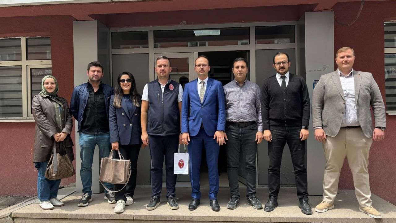 Kars Veteriner Hekimleri Odası Yönetim Kurulu Ardahan İlinde ziyaretlerde bulundu görseli