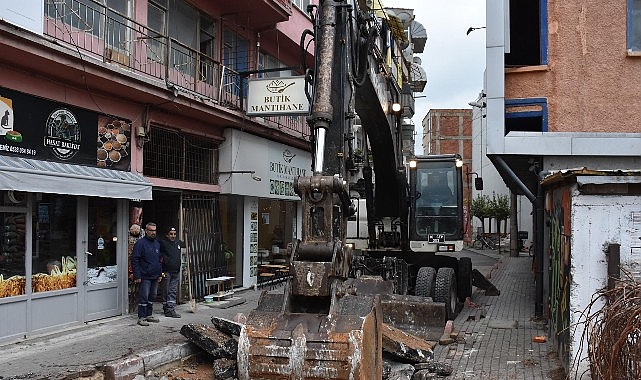 Gemlik’te Yol Çalışmaları Hız Kesmeden Devam Ediyor görseli