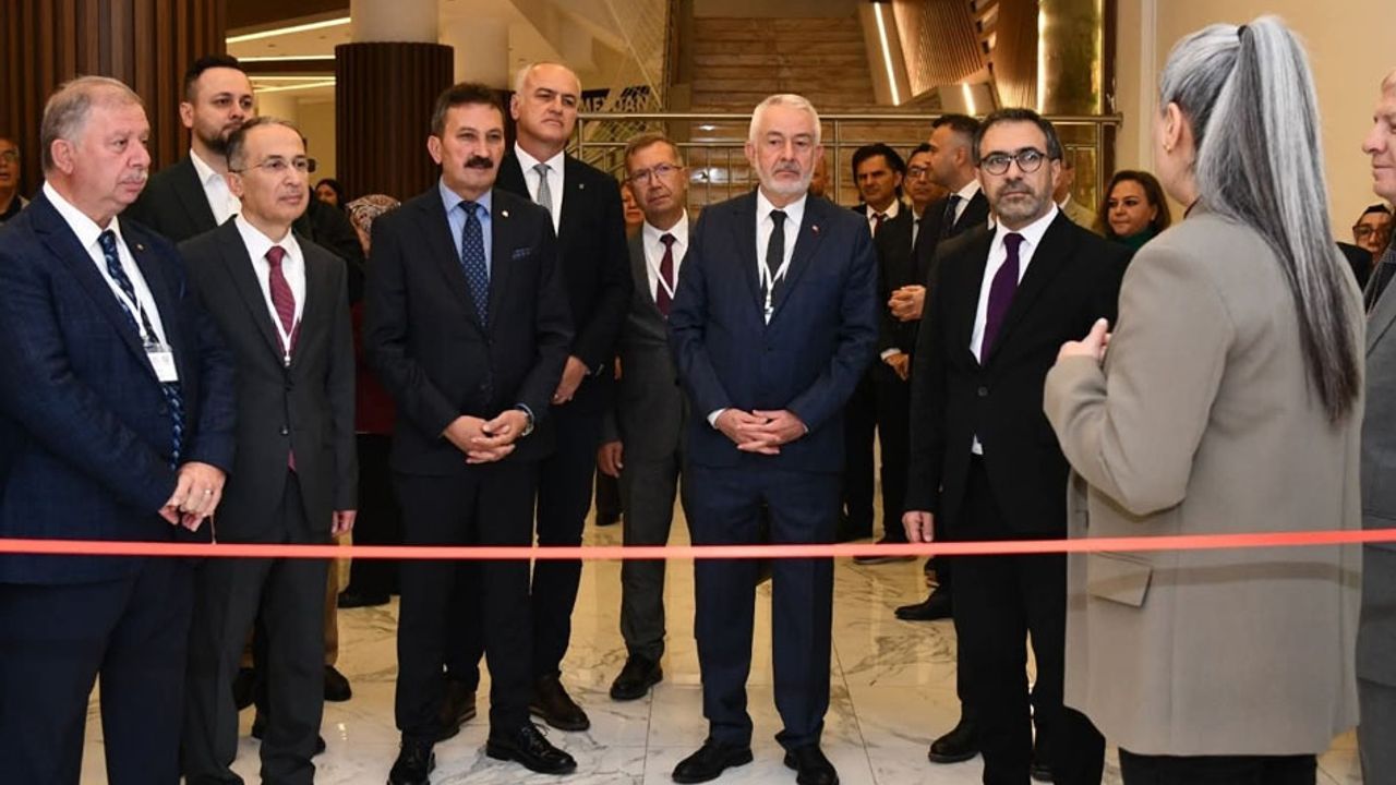 “Isparta’nın dünü, bugünü, yarını III” sempozyumu başladı görseli