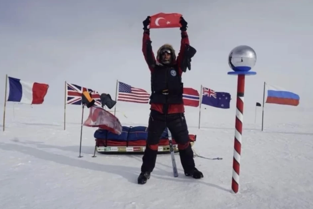 A Milli sporcu Ali Rıza Bilal, Güney Kutbu’na Ulaşan İlk Türk! görseli