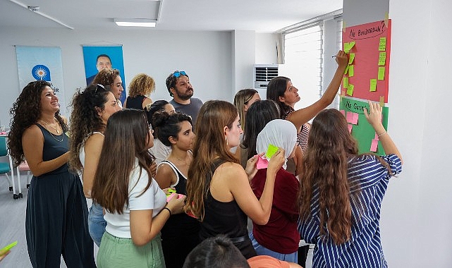 Gençler ve eğitmenler için Proje Döngüsü Yönetimi Eğitimi başladı görseli
