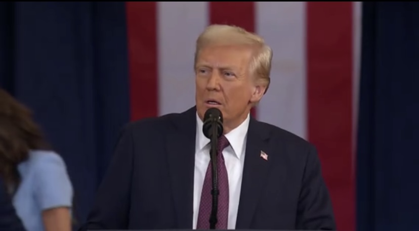 Trump: "Tüm Rehineler Serbest Bırakılmazsa Gazze Ateşkesi İptal Edilsin!" görseli