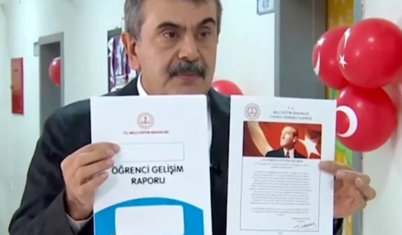 Bakan Tekin’den 'Atatürk' Fotoğrafı Yanıtı: "Manipülasyon Yapmayın, En Az Sizin Kadar Seviyoruz!" görseli