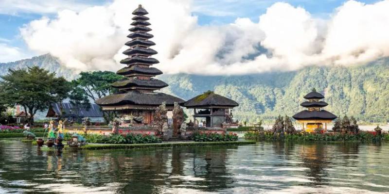 Bali'de Yabancı Turistlere Yeni Davranış Kuralları görseli