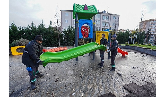 Yangın Sonrası Ahi Evran Parkı Kısa Sürede Yenilendi görseli