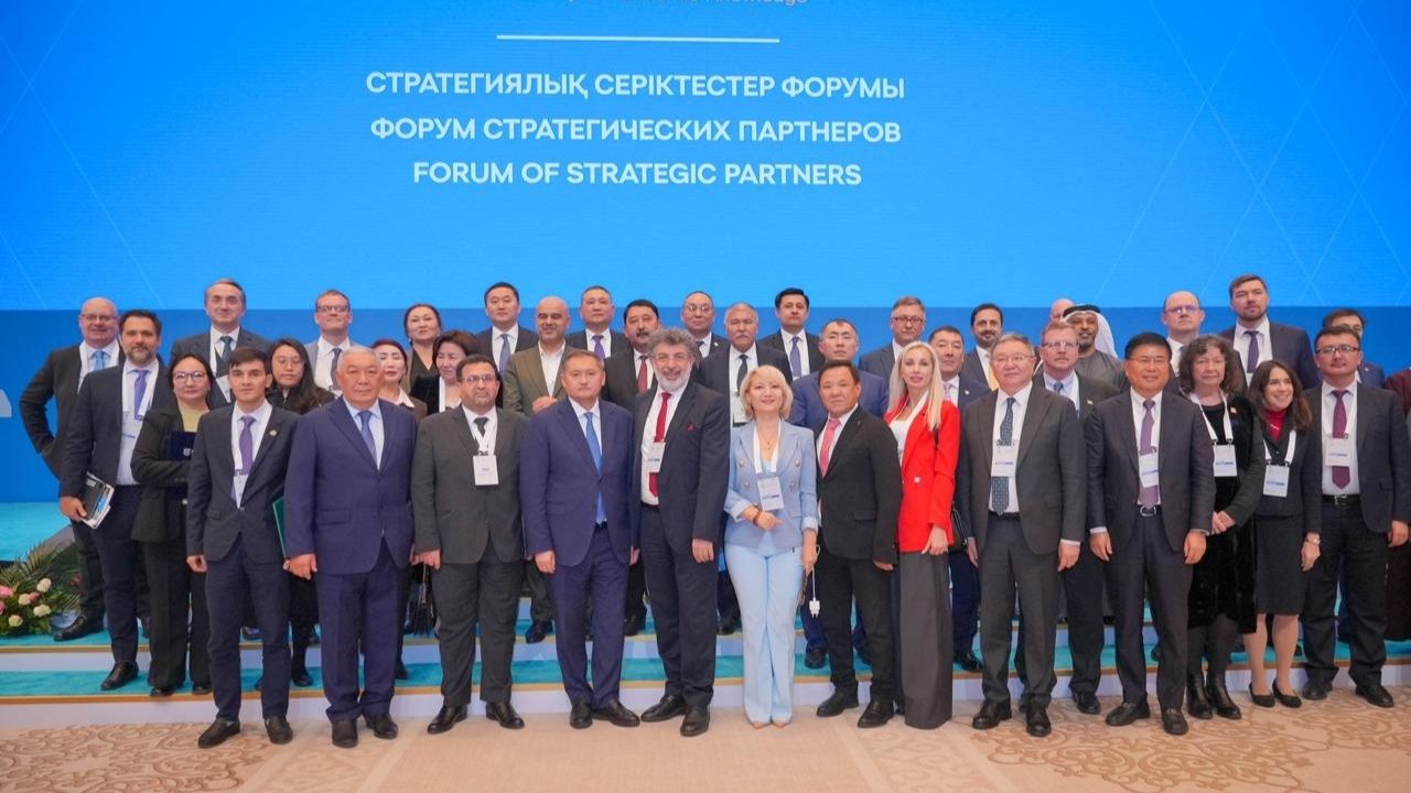 Kazakistan, küresel eğitimde yeni bir dönem başlattı görseli