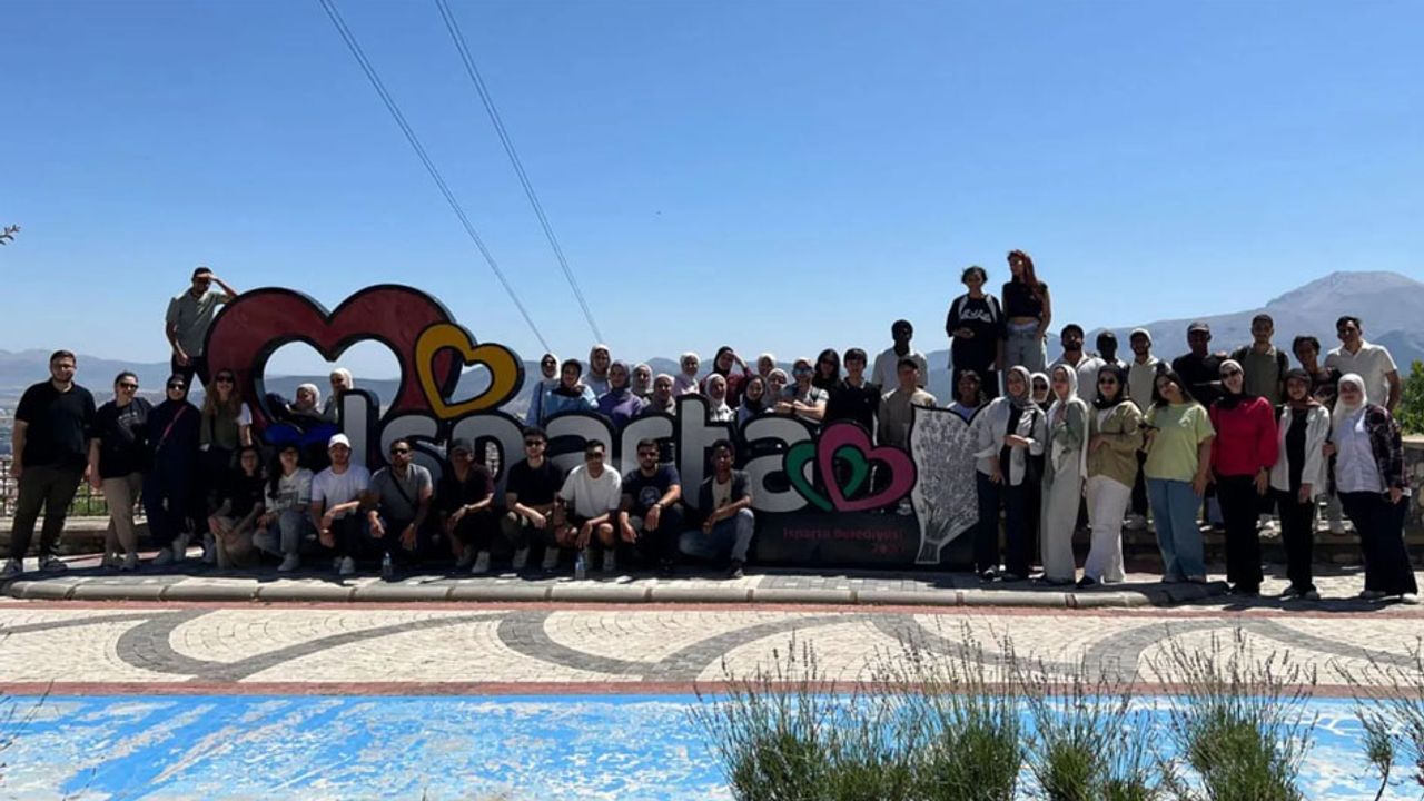 “Keşif Isparta” projesiyle öğrenciler şehri tanımaya devam ediyor görseli