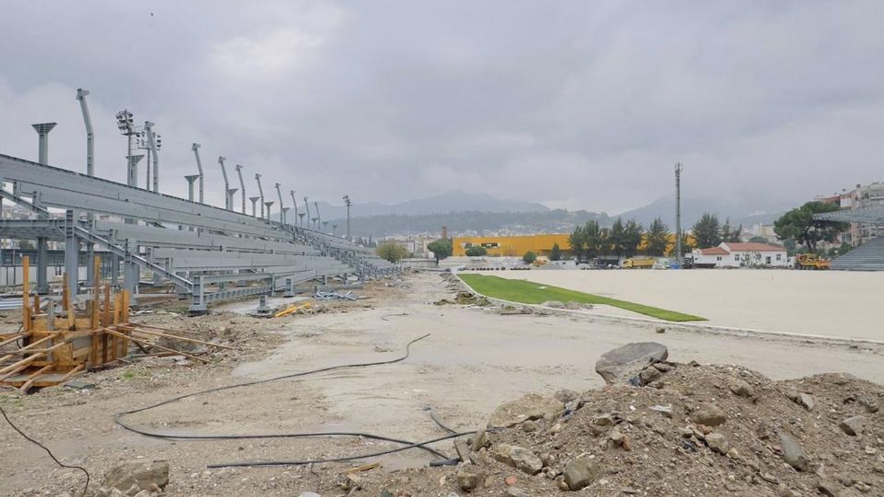 Adnan Menderes Stadı'nın Şubat'a yetişmesi bekleniyor görseli