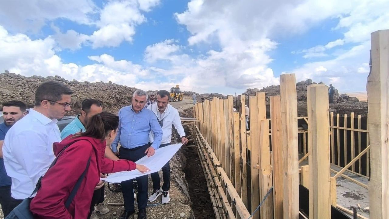 DSİ ve Sayıştay heyeti Kars’taki projeleri yerinde inceledi görseli