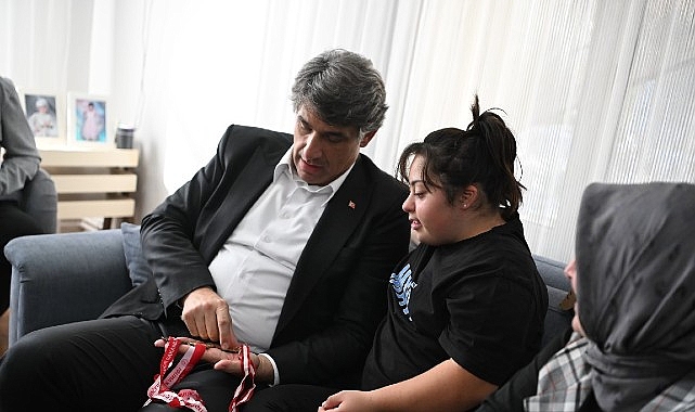 Başkan Kocaman’dan, Elanur Gençoğlu’na Anlamlı Ziyaret görseli