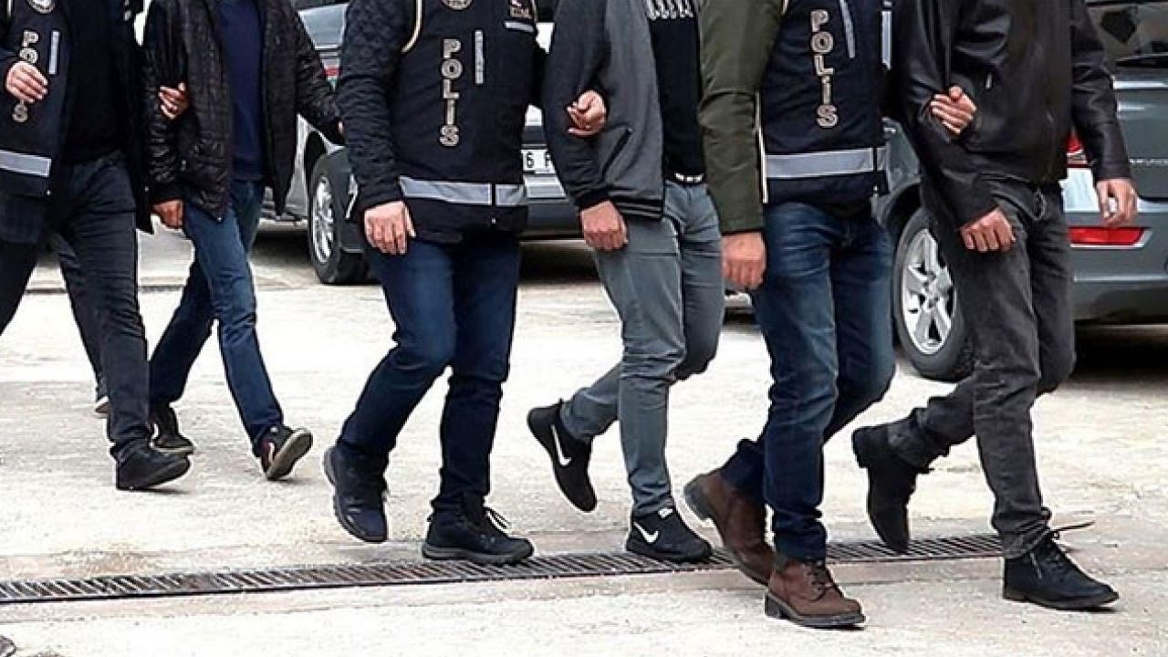 50 ilde eş zamanlı FETÖ operasyonu: 286 şüpheli yakalandı görseli