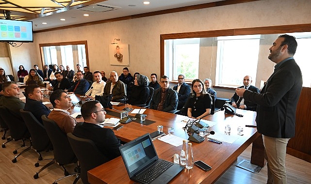 Belediye personeline hizmet içi eğitim görseli