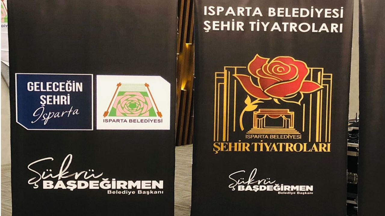 Isparta’da 40 yıllık hayal gerçek oldu: Şehir tiyatrosu açıldı görseli