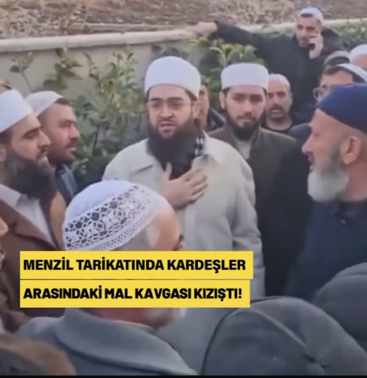 Menzil Tarikatında 17 Milyar TL’lik Kriz: Servet Savaşı Şiddete Dönüştü! görseli