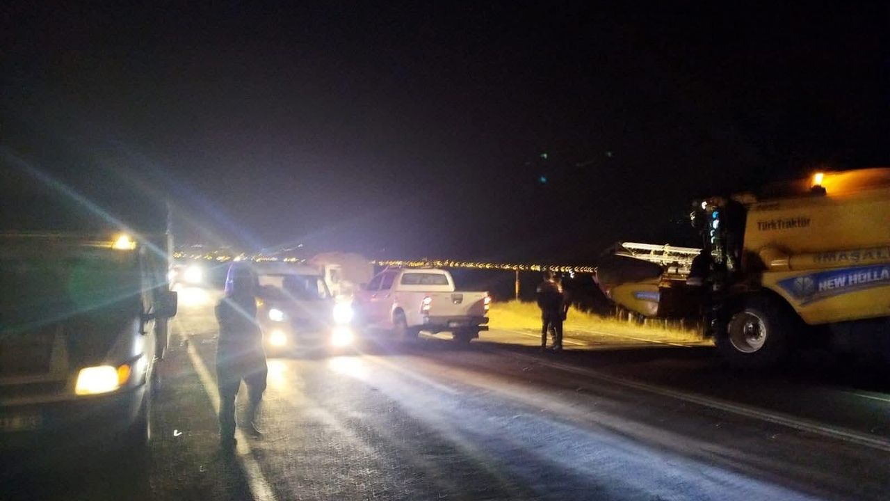 Kars’ta zincirleme trafik kazası: 1 ölü 3 kişi yaralı görseli