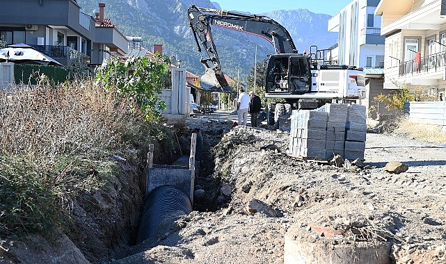 Kuzdere’de yağmur suyu drenaj hattı çalışmaları görseli