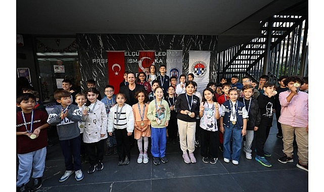Efes Selçuk’ta “Ataya Saygı” Satranç Turnuvası Sona Erdi görseli