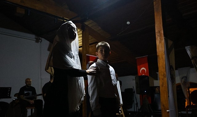 Atatürk, Efes Selçuk’ta Şarkılar ve Şiirlerle Anıldı görseli
