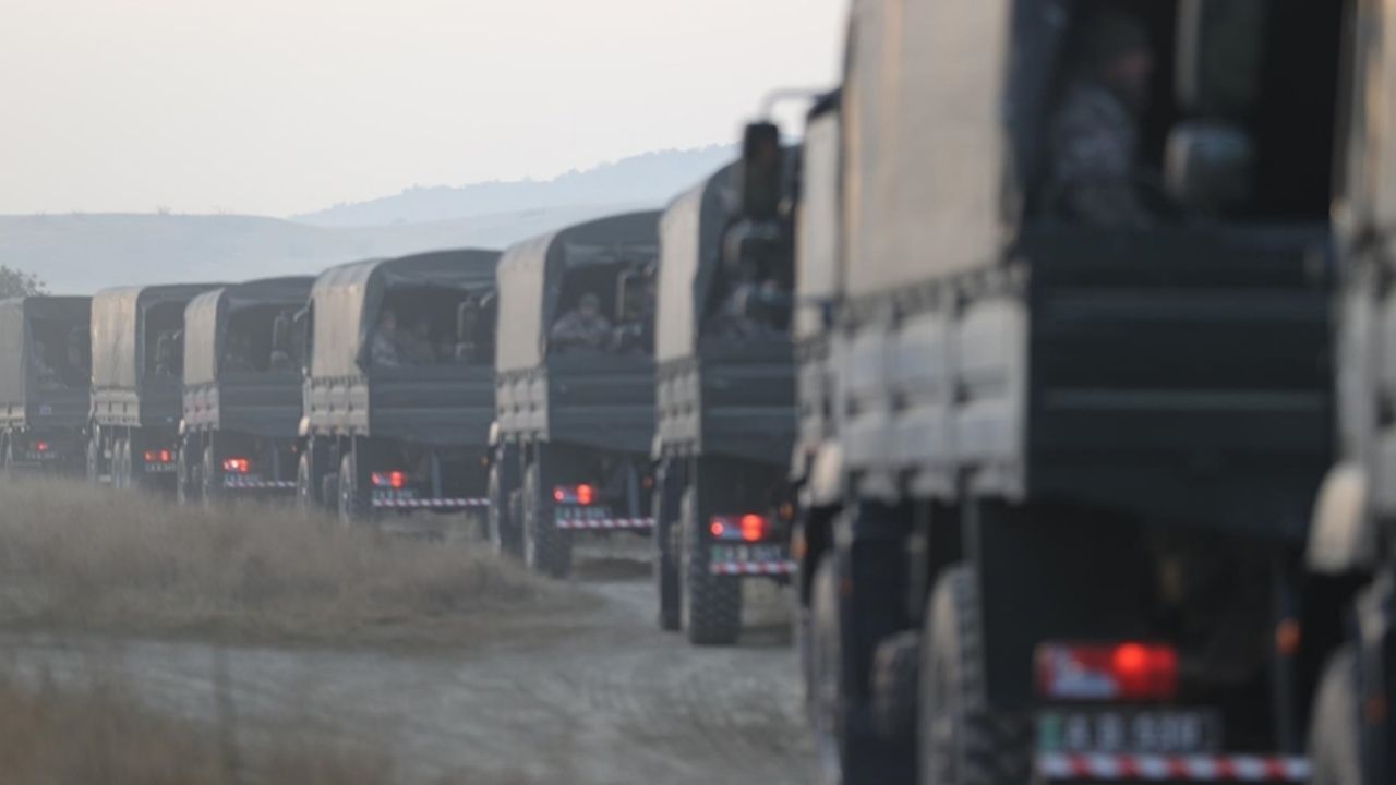 C-130 uçağının enkazı yurda getirildi görseli