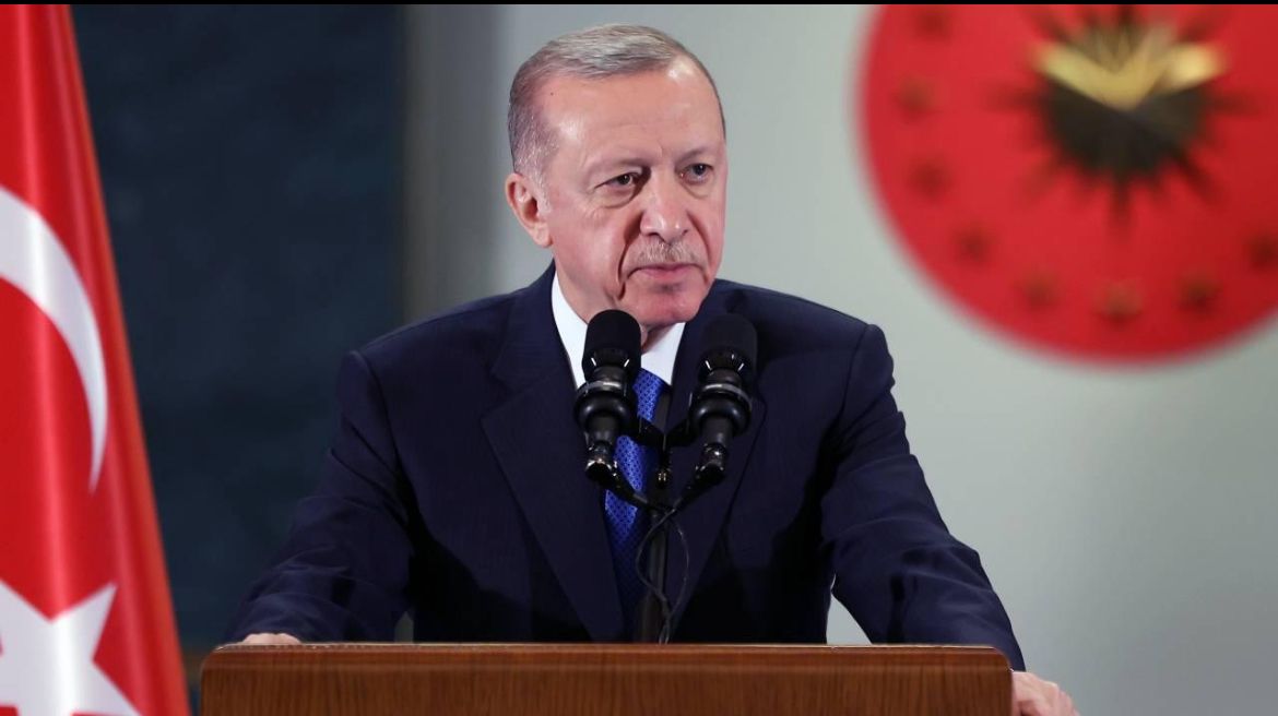 YENİ TORBA YASA MECLİSE SUNULUYOR: TAŞERON İŞÇİLER HAKKINDA NE KARAR VERİLECEK? görseli
