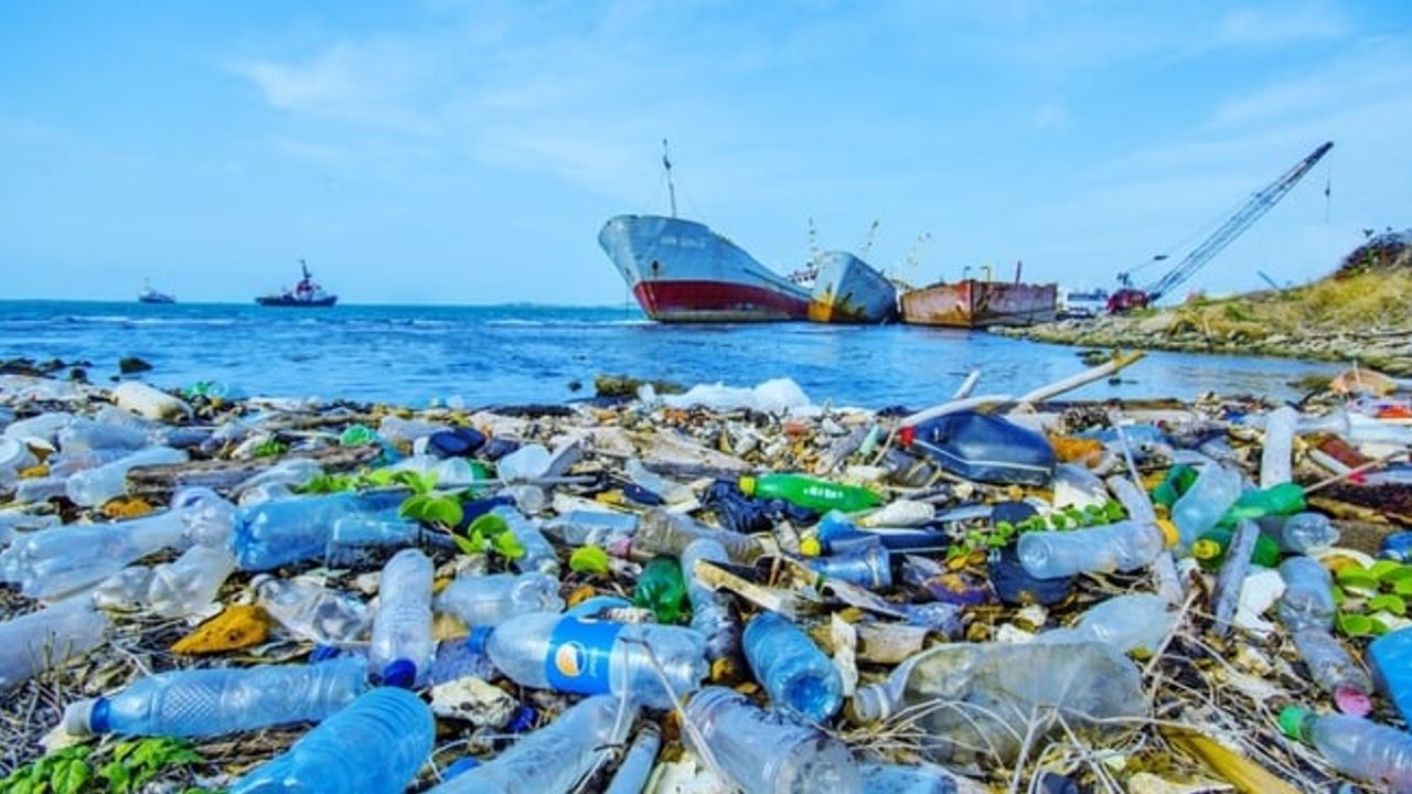 BM plastik kirliliği konferansında ortak metin için anlaşma sağlanamadı görseli