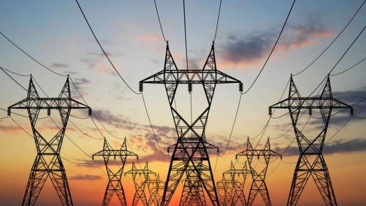 Türkiye elektrik üretiminde tarihi rekor kırdı görseli