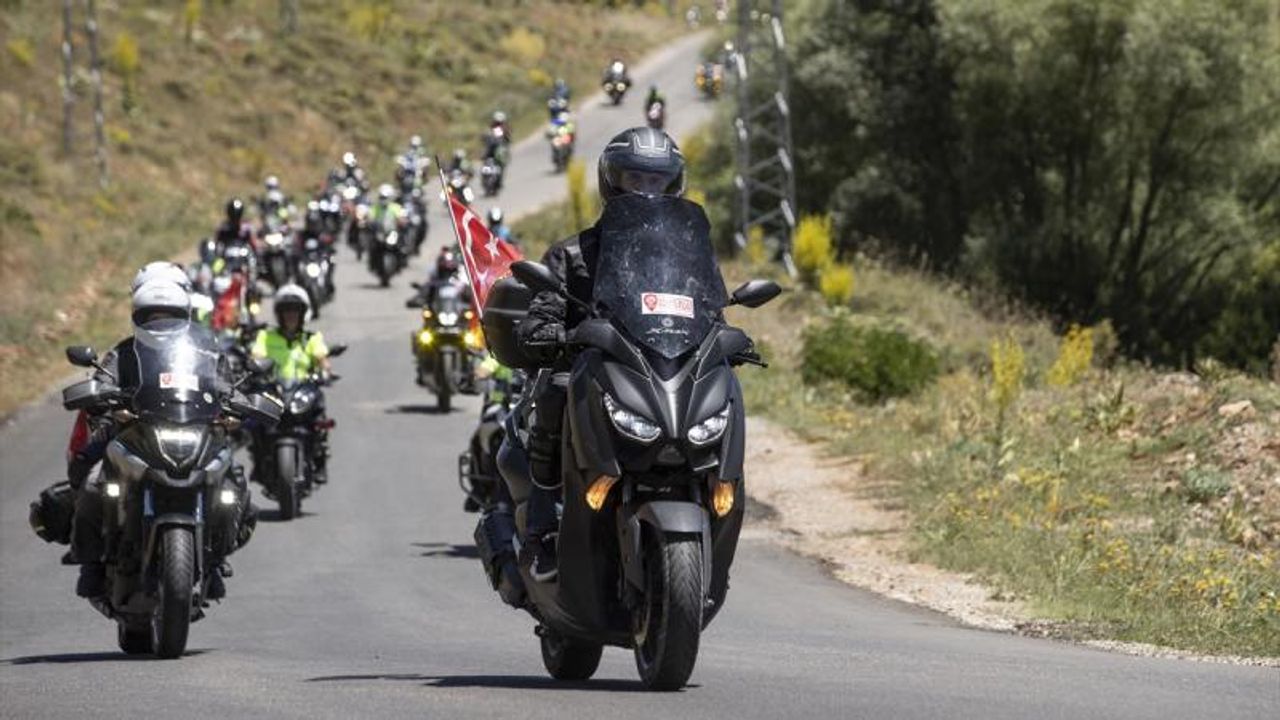 Motosikletlerde zorunlu trafik sigortası yolda görseli