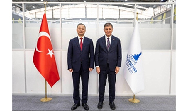 İzmir ve Kırgızistan arasındaki dostluk güçleniyor görseli