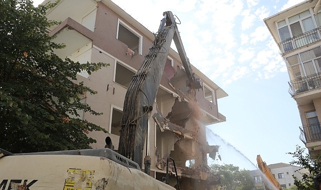 Bakırköy’de Yüksek Riskli Yapılar İçin Dönüşüm Başladı görseli