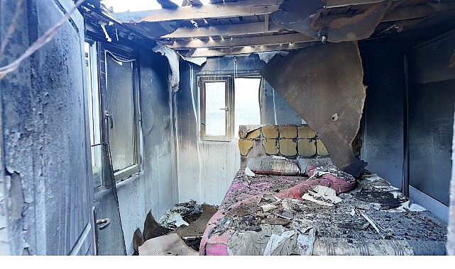 Büyükşehir'den evi yanan vatandaşa yardım eli görseli
