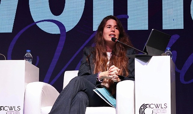 Uluslararası Çeşme Kadın Liderler Zirvesi dayanışma ve umut mesajlarıyla sona erdi görseli