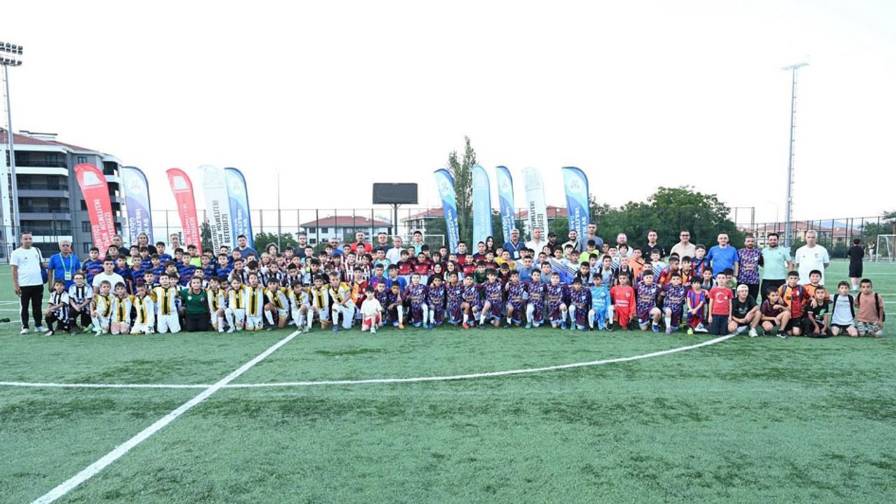 Minik kramponların büyük mücadelesi başladı görseli