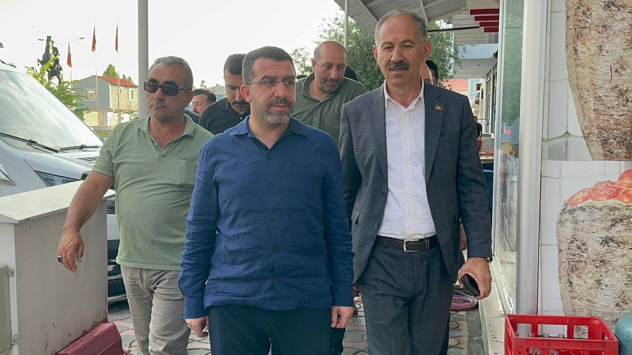 AK Parti Kars Milletvekili Adem Çalkın, Arpaçay’da vatandaşlarla buluştu görseli