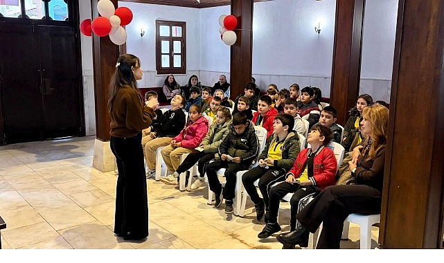 Gemlik'te Çocuklar Haklarını Öğreniyor görseli