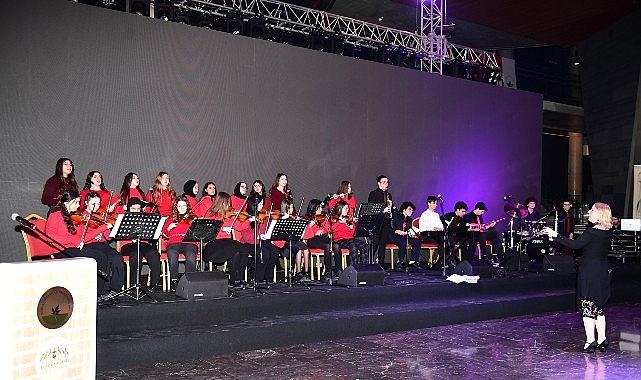 Osmangazi’nin Genç Müzisyenleri Bursalılara Müzik Ziyafeti Sundu görseli