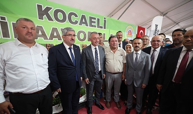 "Çiftçinin çabasıyla Büyükşehir'in çabası birleşince bereket ortaya çıkıyor" görseli