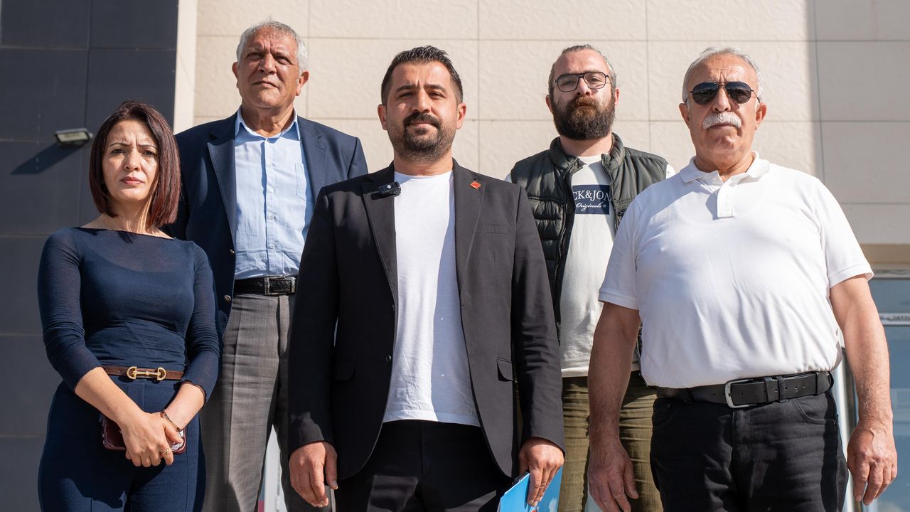 CHP İl Başkanı Onur Uludaşdemir, İstanbul Eski Milletvekili Ahmet Hamdi Çamlı hakkında suç duyurusunda bulundu görseli