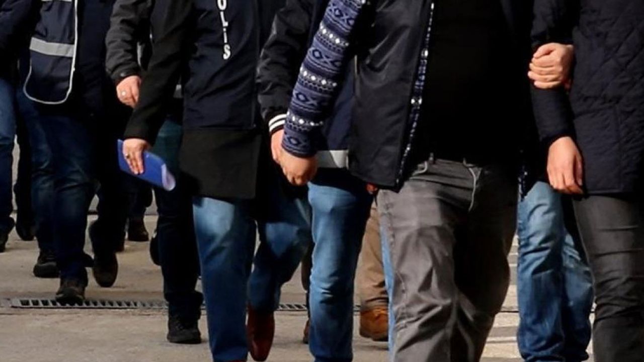 İstanbul'da suç örgütü operasyonu: 11 gözaltı görseli