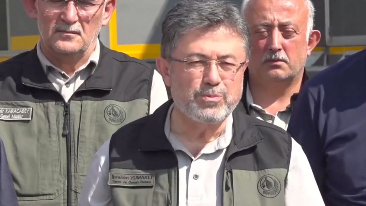Bakan Yumaklı: Yılbaşından bu yana 5 Bin 832 yangınla mücadele edildi görseli